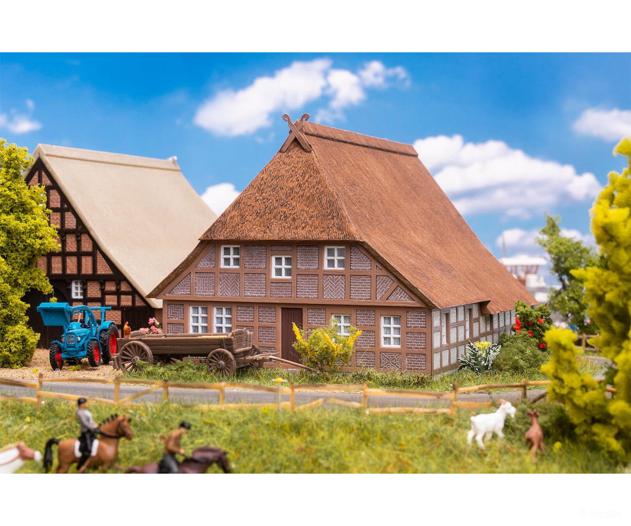Faller 130674 HO North German thatched house - Structures