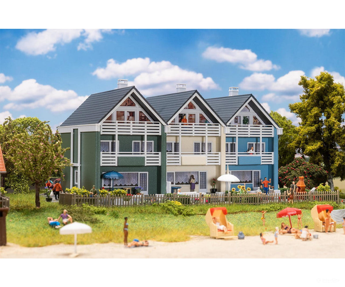 Faller 130754 HO 3 Terraced houses - Structures