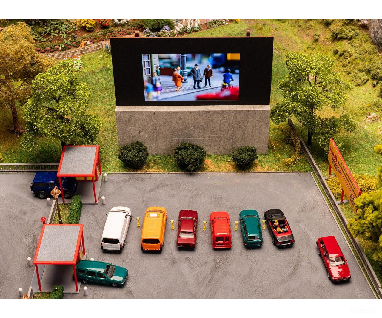 Faller 130880 Ho Drive-In Movie Theatre Structures