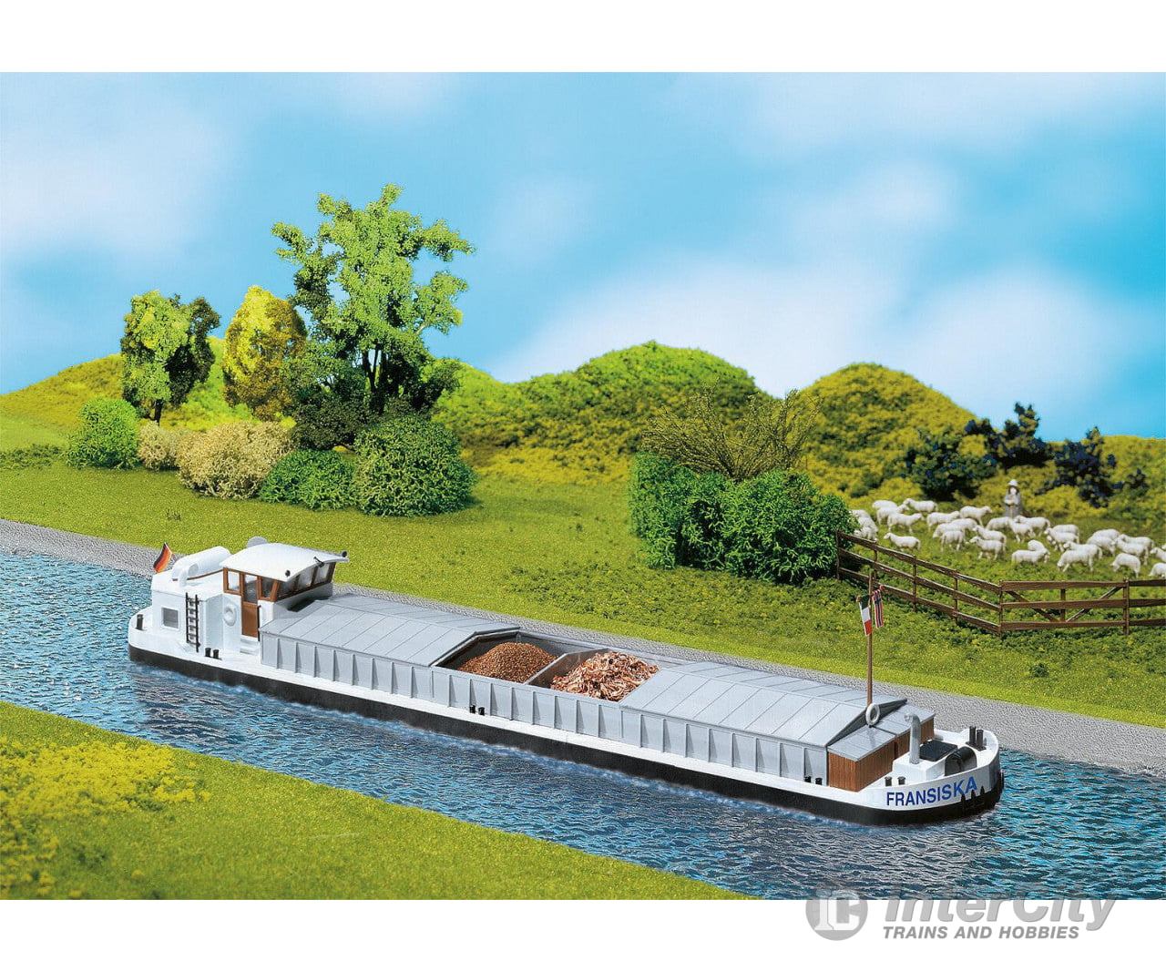 Faller 131006 Ho River Cargo Boat With Dwelling Cabin Structures