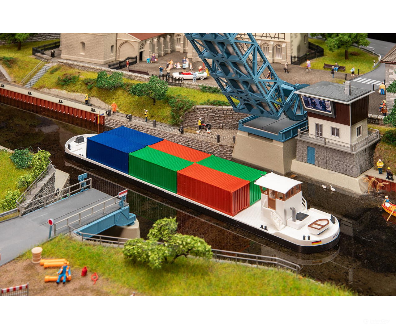 Faller 131013 Ho River Freighter With Containers Structures