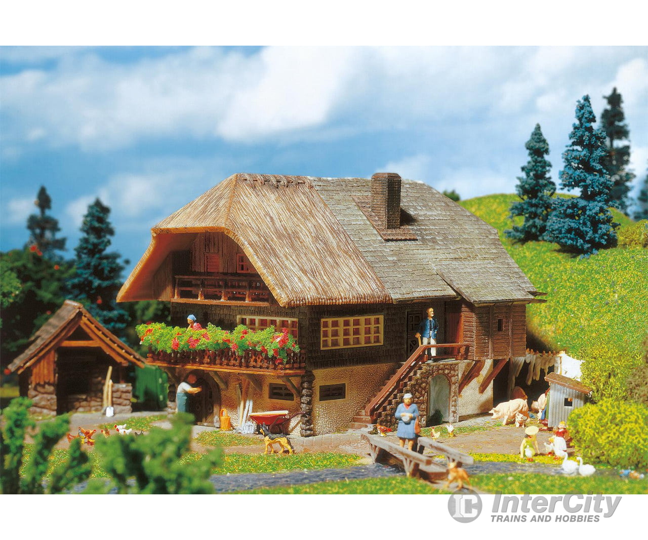 Faller 131324 HO Black Forest farmhouse Structures