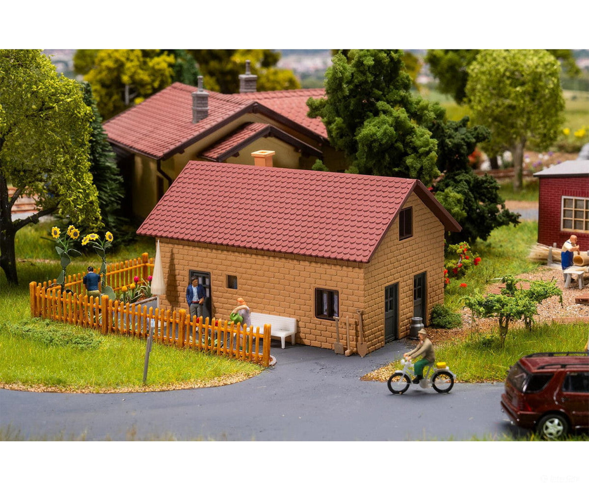 Faller 131325 HO Small house - Structures