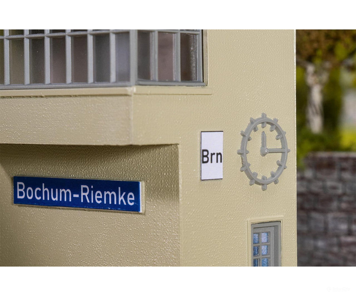 Faller 131326 HO Bochum-Riemke Signal box - Structures