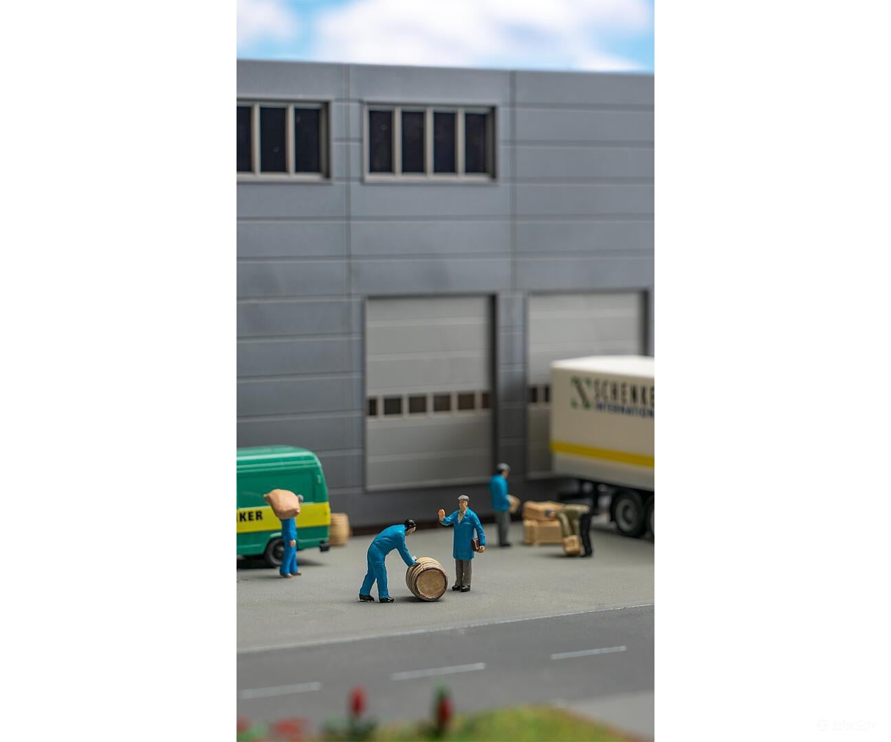 Faller 151609 Ho Freight Workers With Parcels And Barrels Figures