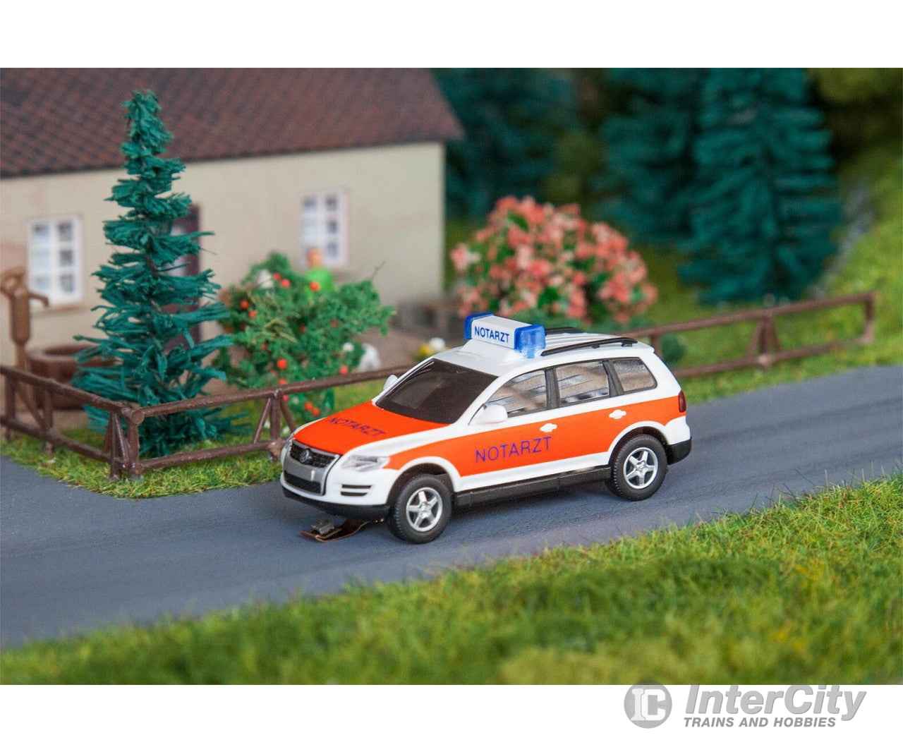 Faller 161559 Ho Vw Touareg Emergency Doctor (Wiking) Cars & Trucks