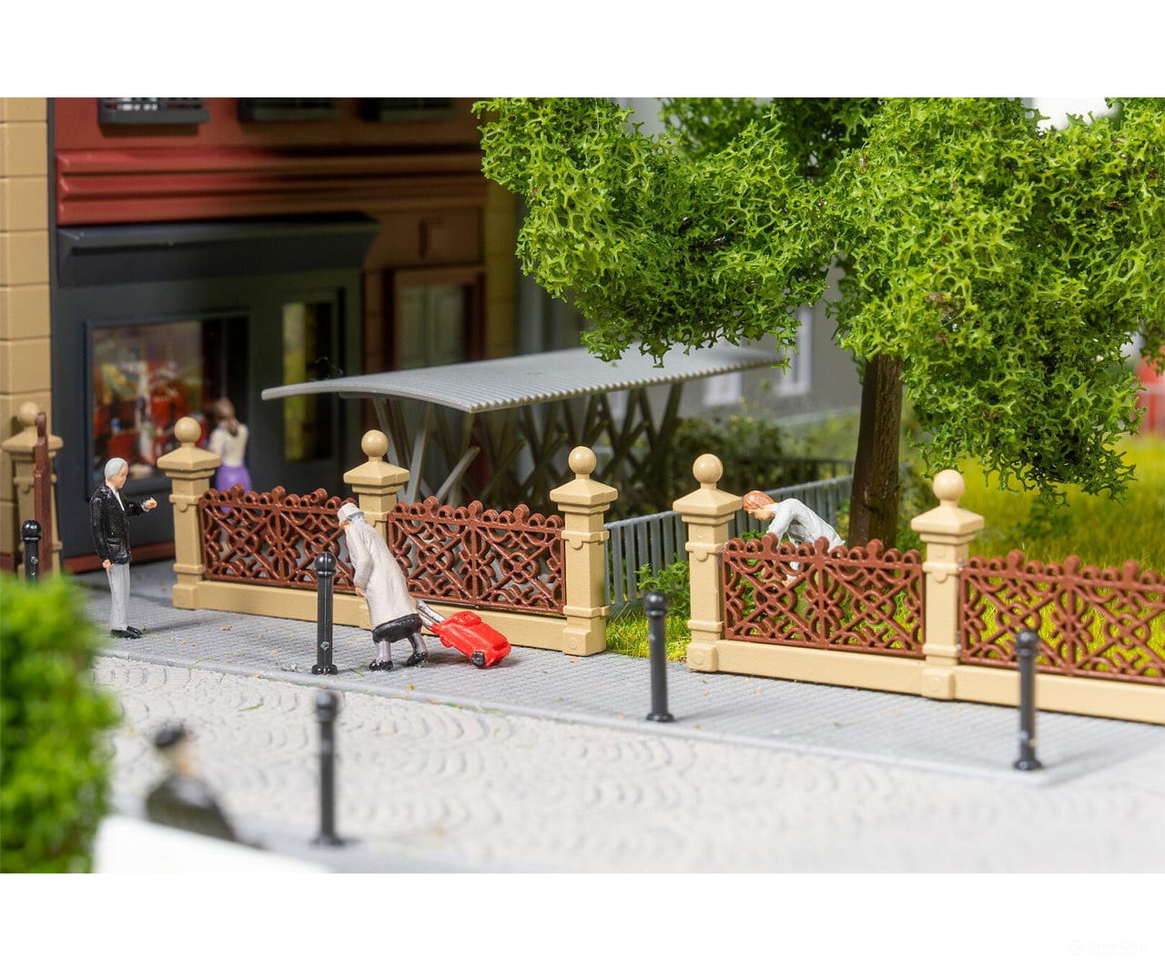 Faller 180425 HO Villa fence brown - Scenery Details