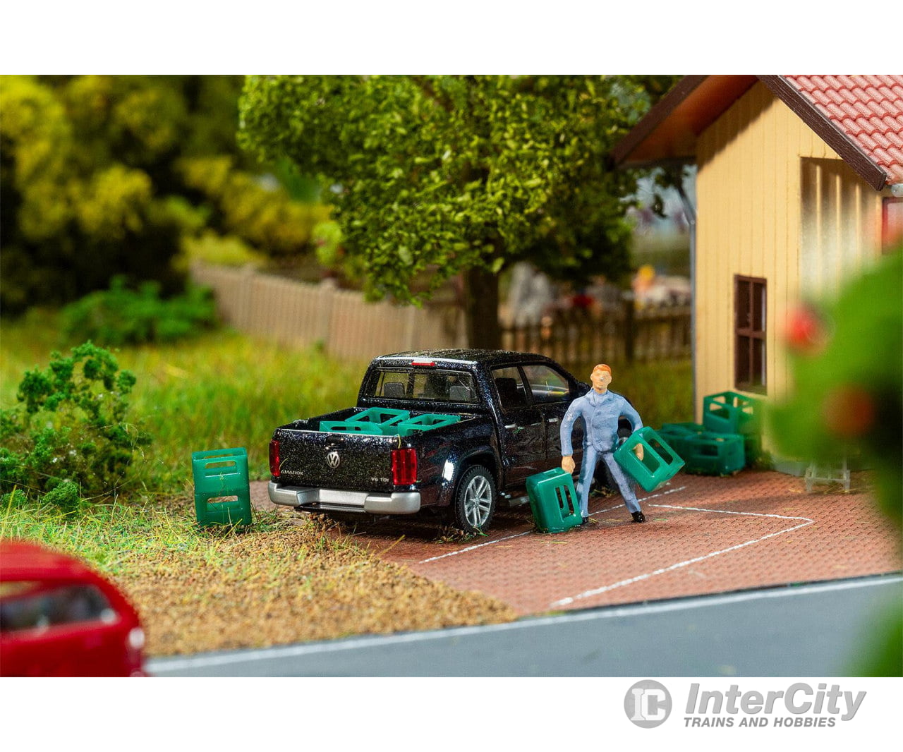 Faller 180878 HO 12 Beer crates without bottles Scenery Details