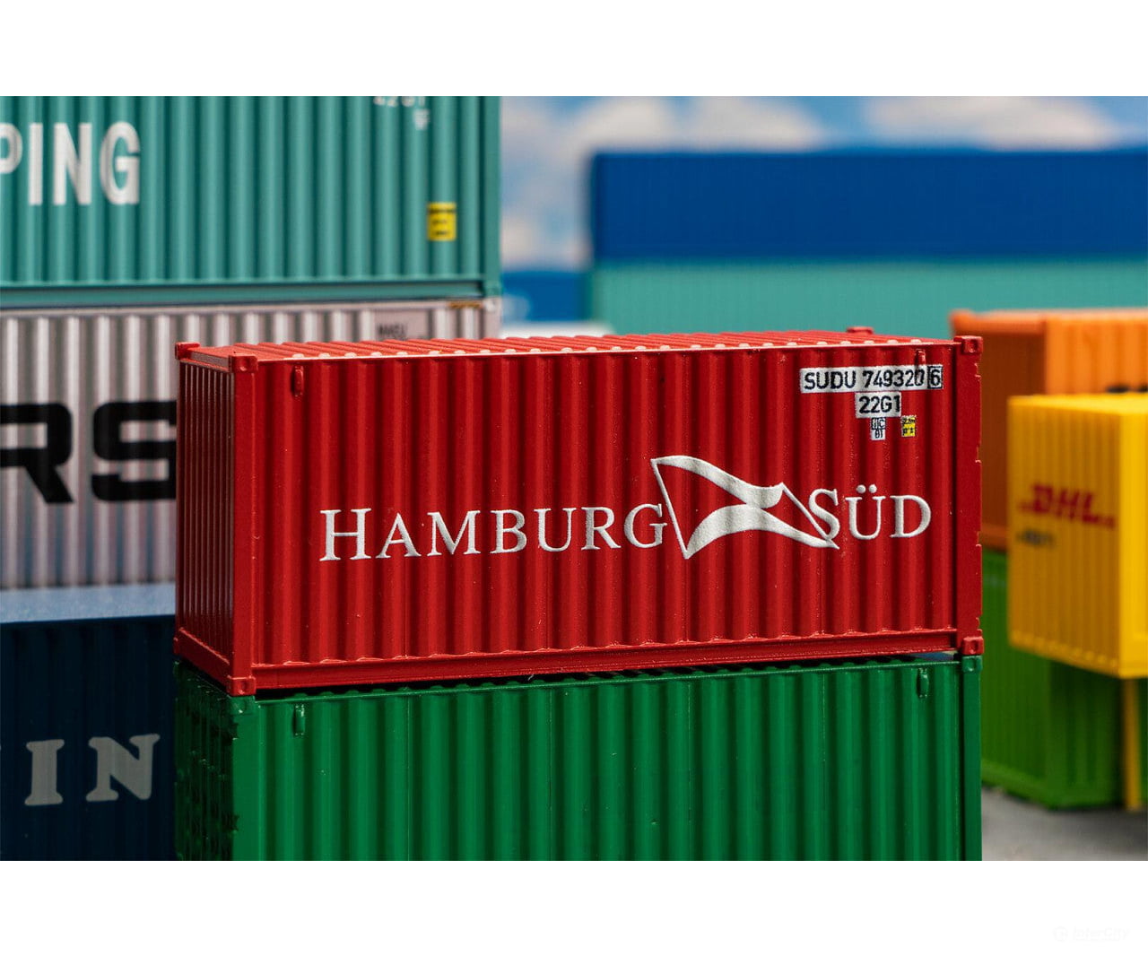Faller 182001 Ho Hamburg Süd 20’ Container Freight Loads & Containers