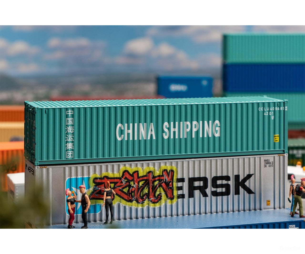 Faller 182101 Ho China Shipping 40’ Container Freight Loads & Containers