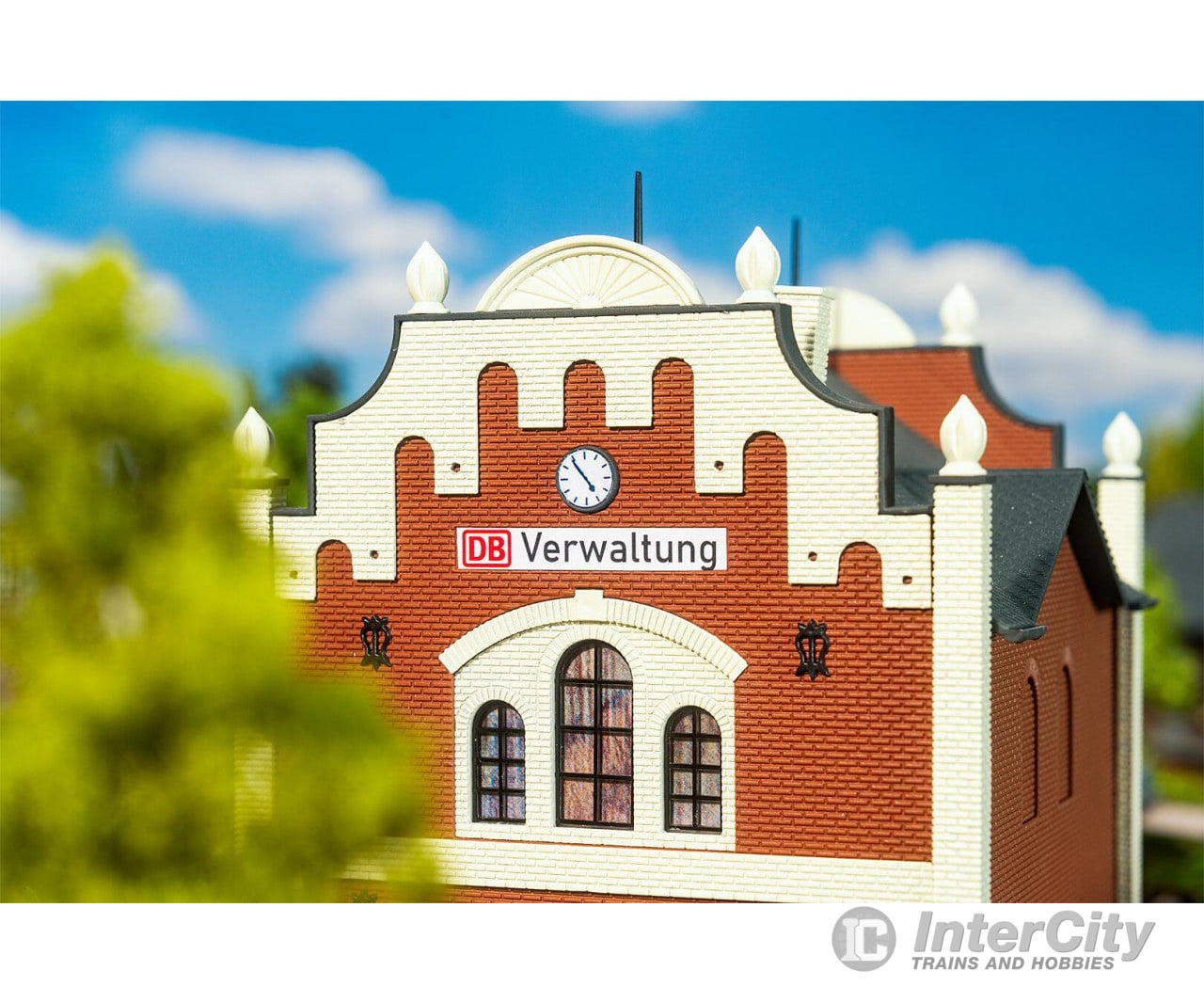 Faller 191828 HO DB Administration building Structures