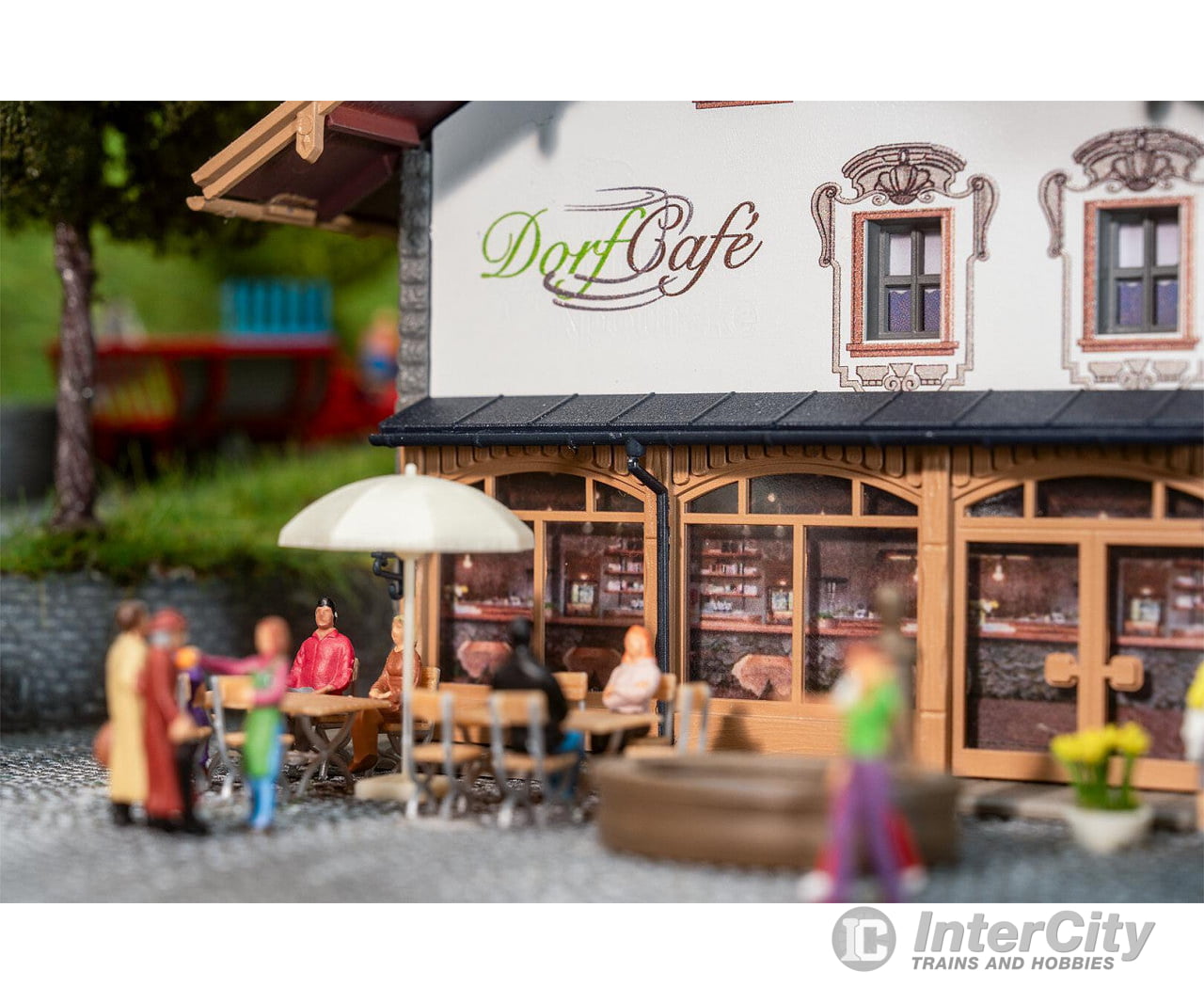 Faller 191836 HO Alpine house with café Structures