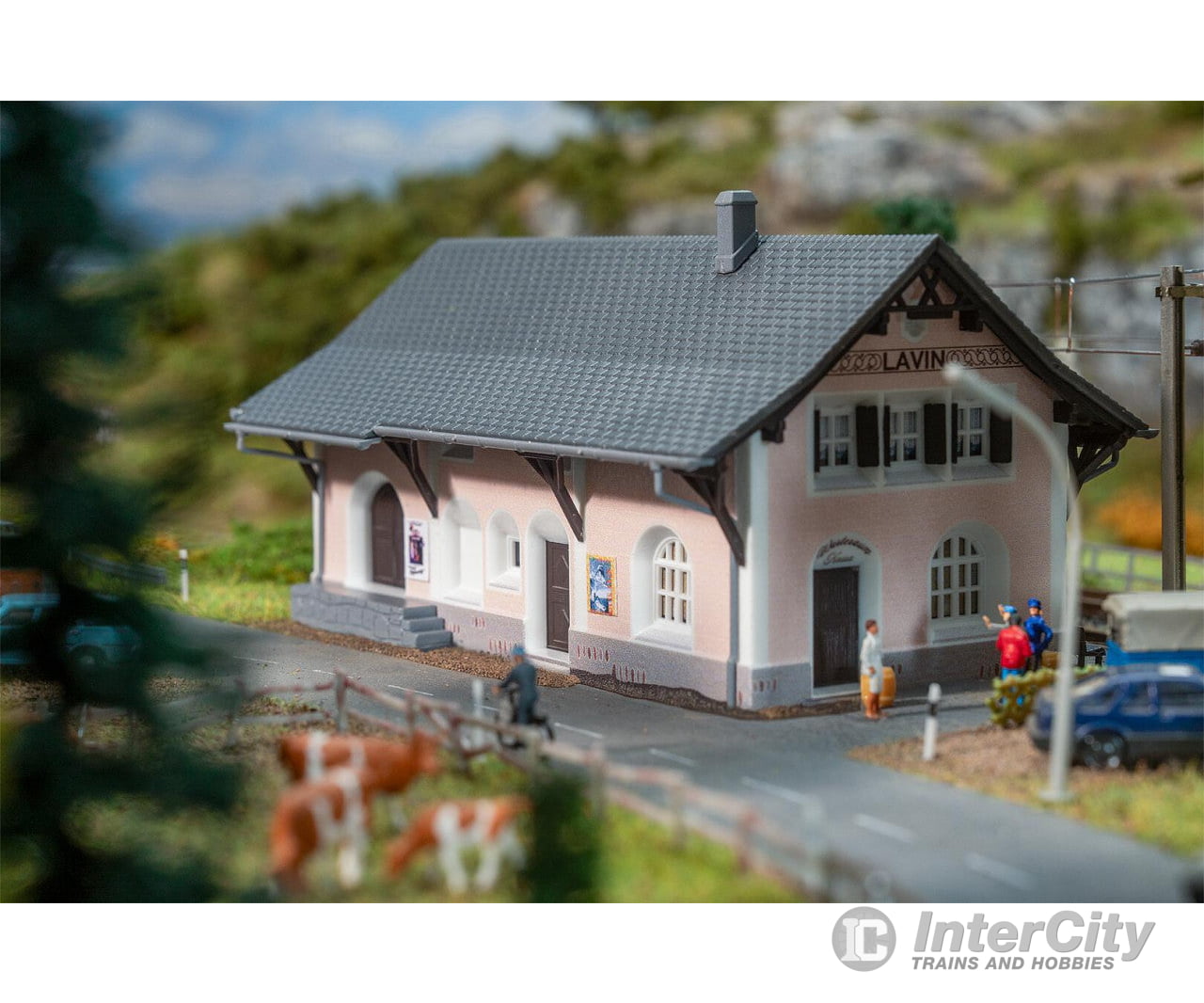 Faller 212128 N Lavin Railway station Structures