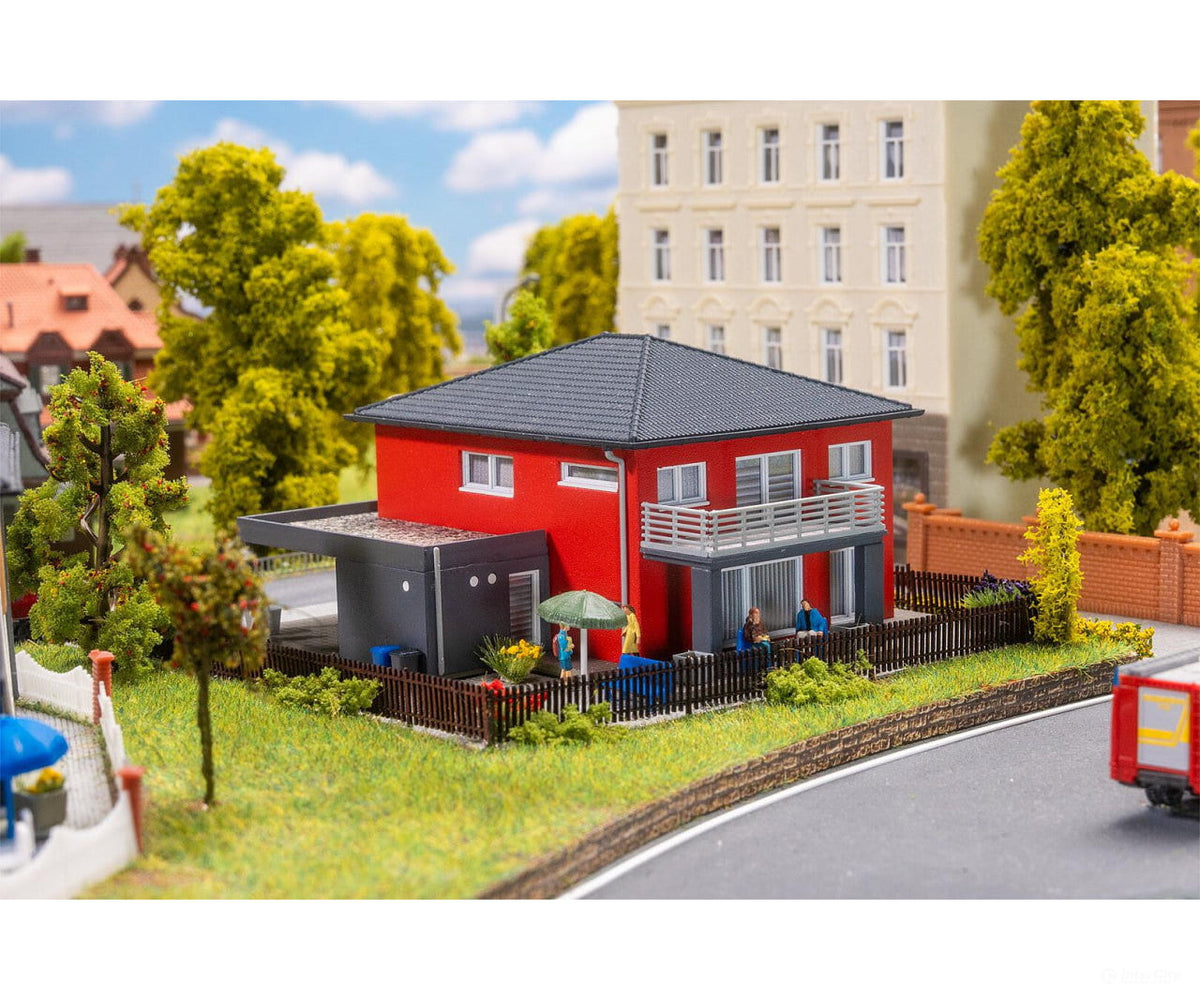 Faller 232153 N CityLife WeberHaus red - Structures