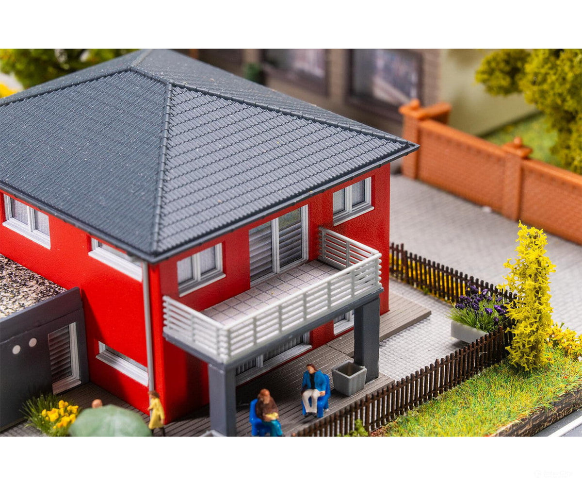Faller 232153 N CityLife WeberHaus red - Structures