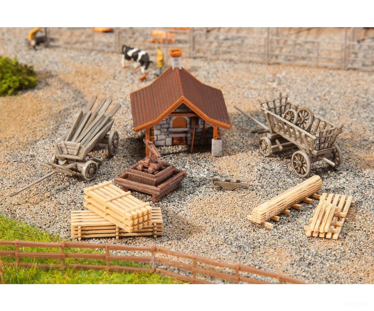 Faller 232359 N Small Baking House With Accessories Structures