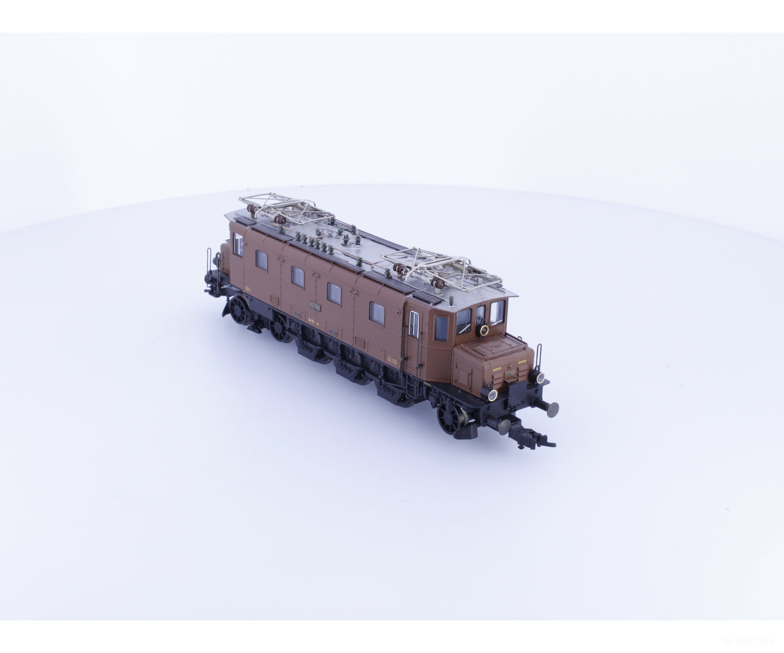 Fleischmann 824345 HO SBB-CFF-FFS Ae 3/6 Electric Locomotive 10700 DCC - European Locomotives