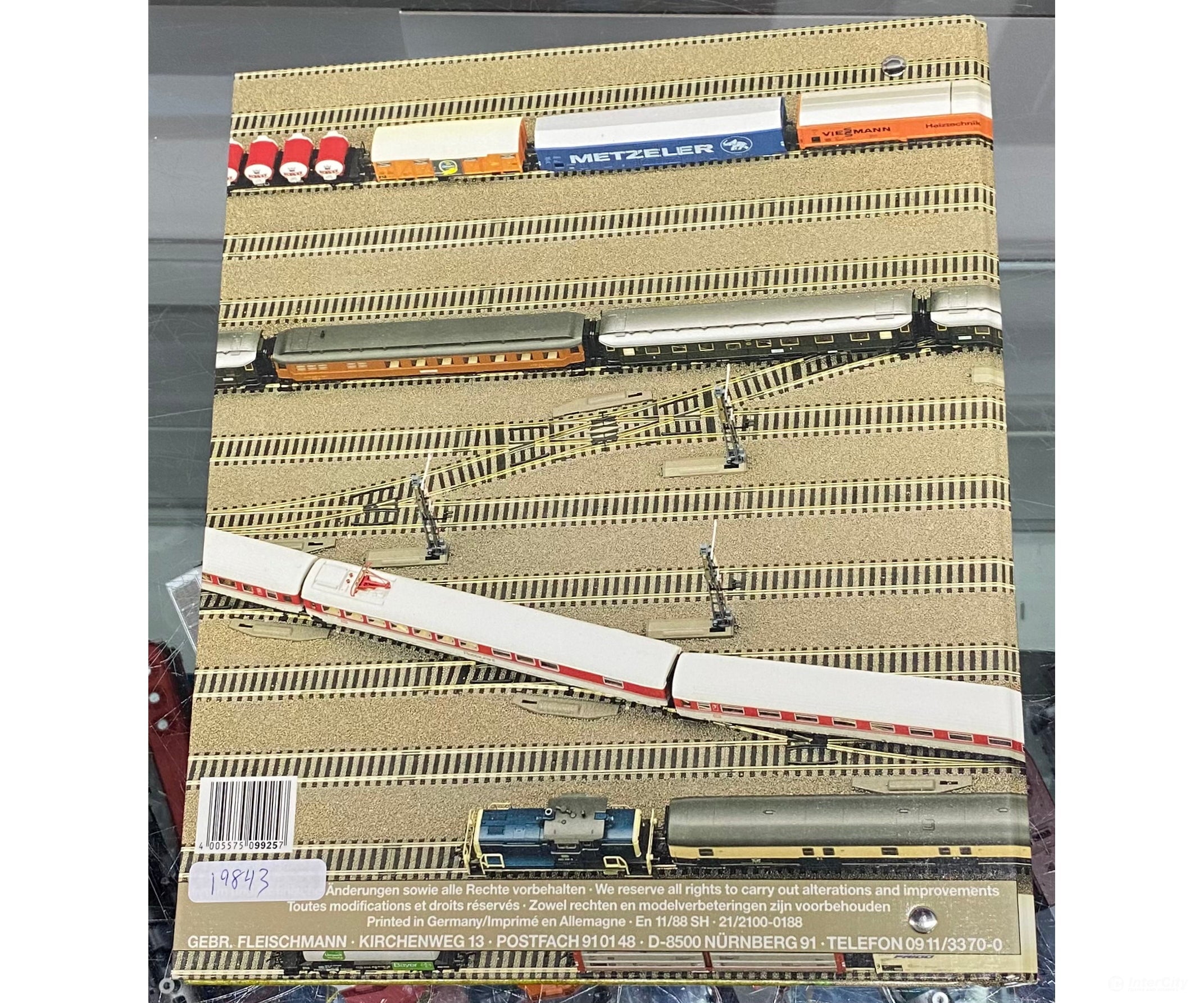 Fleischmann 9925 Das-profi-Modellbahnbuch - English Books