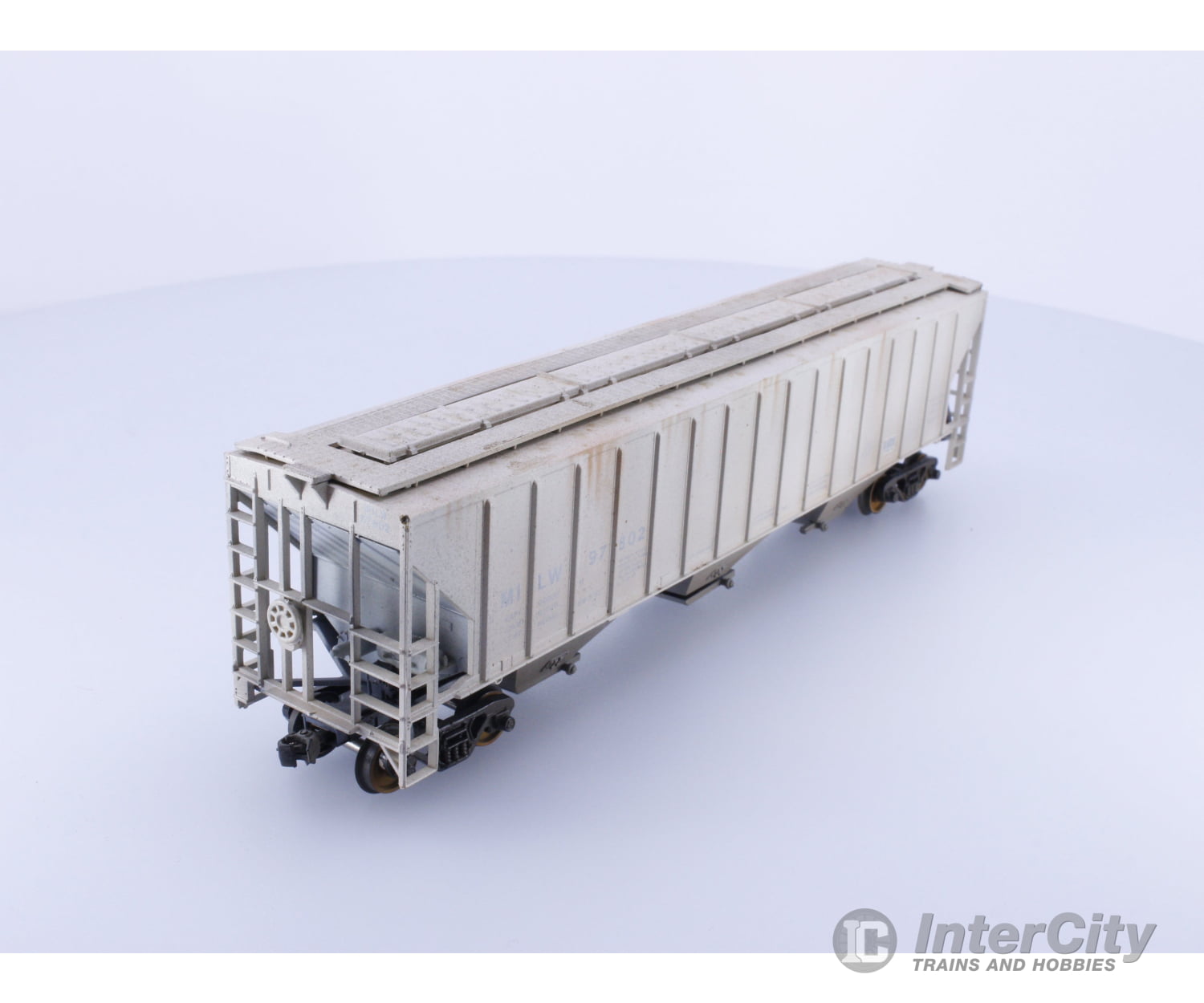 Front Range Products HO 3 Bay Hopper MILW Weathered Milwaukee Road (MILW) 97802 Freight Cars