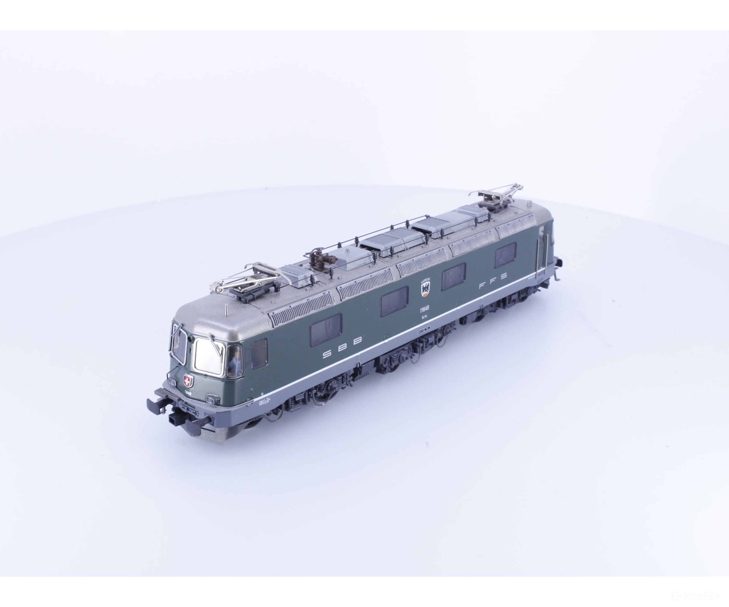 HAG 197 HO SBB-CFF-FFS Re 6/6 Electric Locomotive Grun Aarberg 11649 Analog DC - European Locomotives