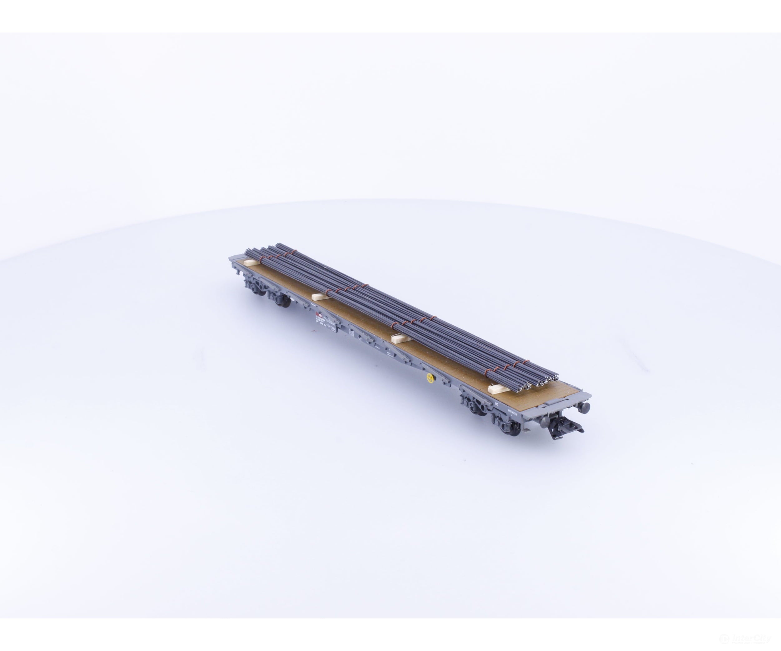 HAG 353 HO SBB-CFF-FFS Flat Car with Round Steel Load 169-0 - European Freight Cars