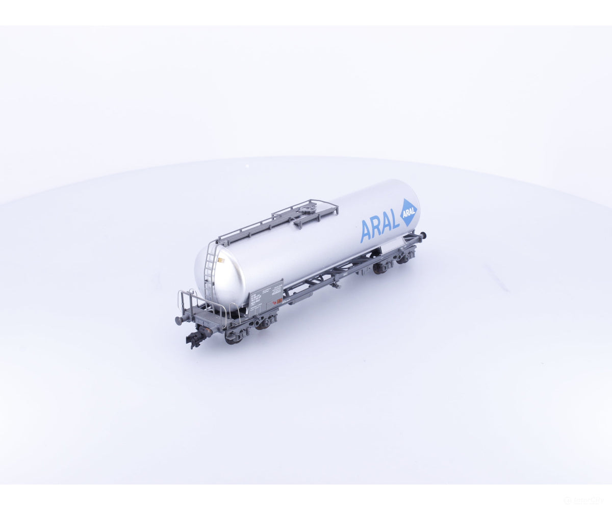 HAG 502-0 HO SBB-CFF-FFS Tank Car ARAL 502-0 - European Freight Cars