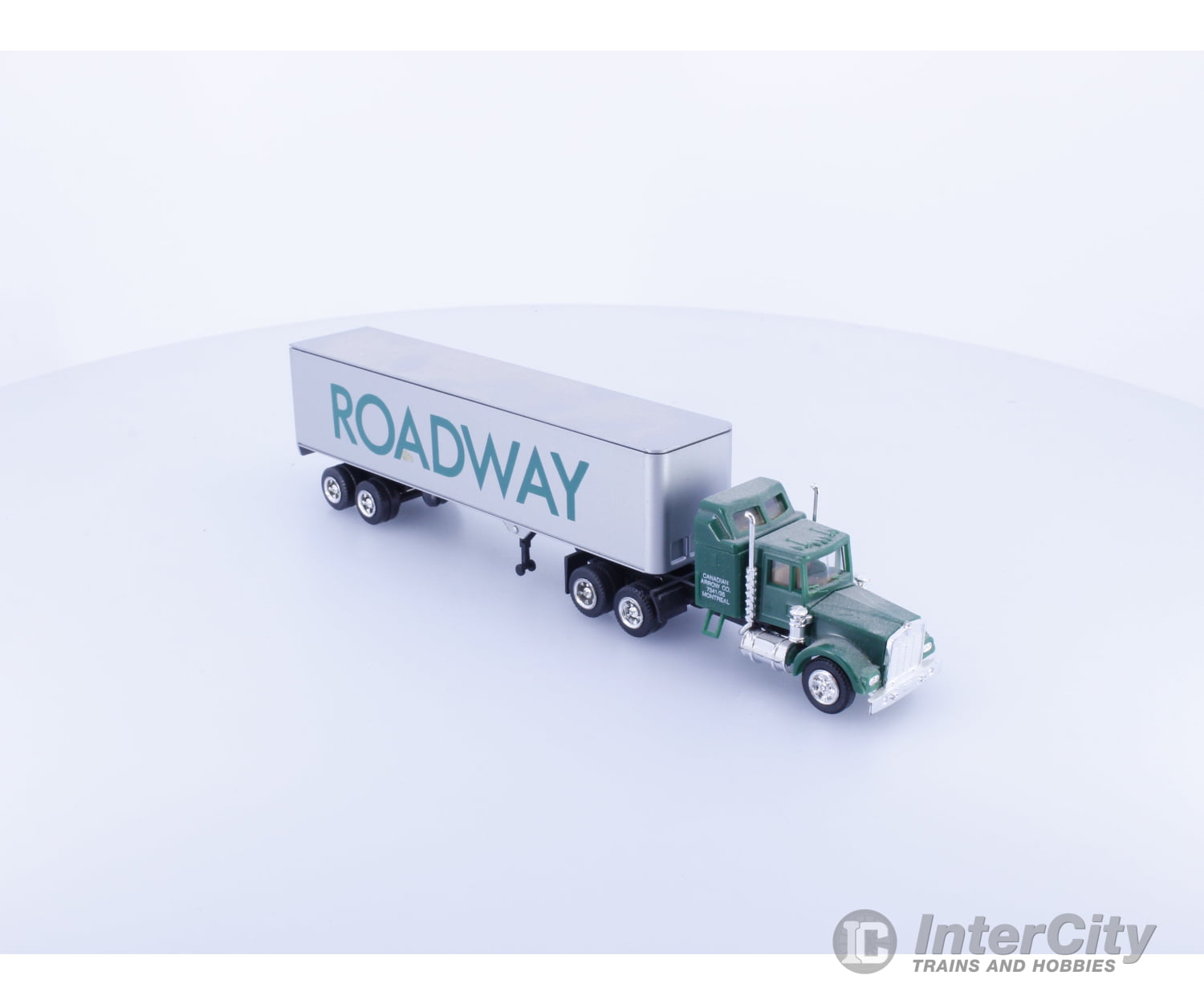 Herpa 9502229 HO Kenworth Truck and 45’ Roadway Trailer Canadian Arrow Cars & Trucks