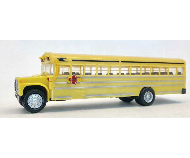 Herpa Models Ho 6100 International Harvester School Bus - Assembled -- Yellow Black Cars & Trucks