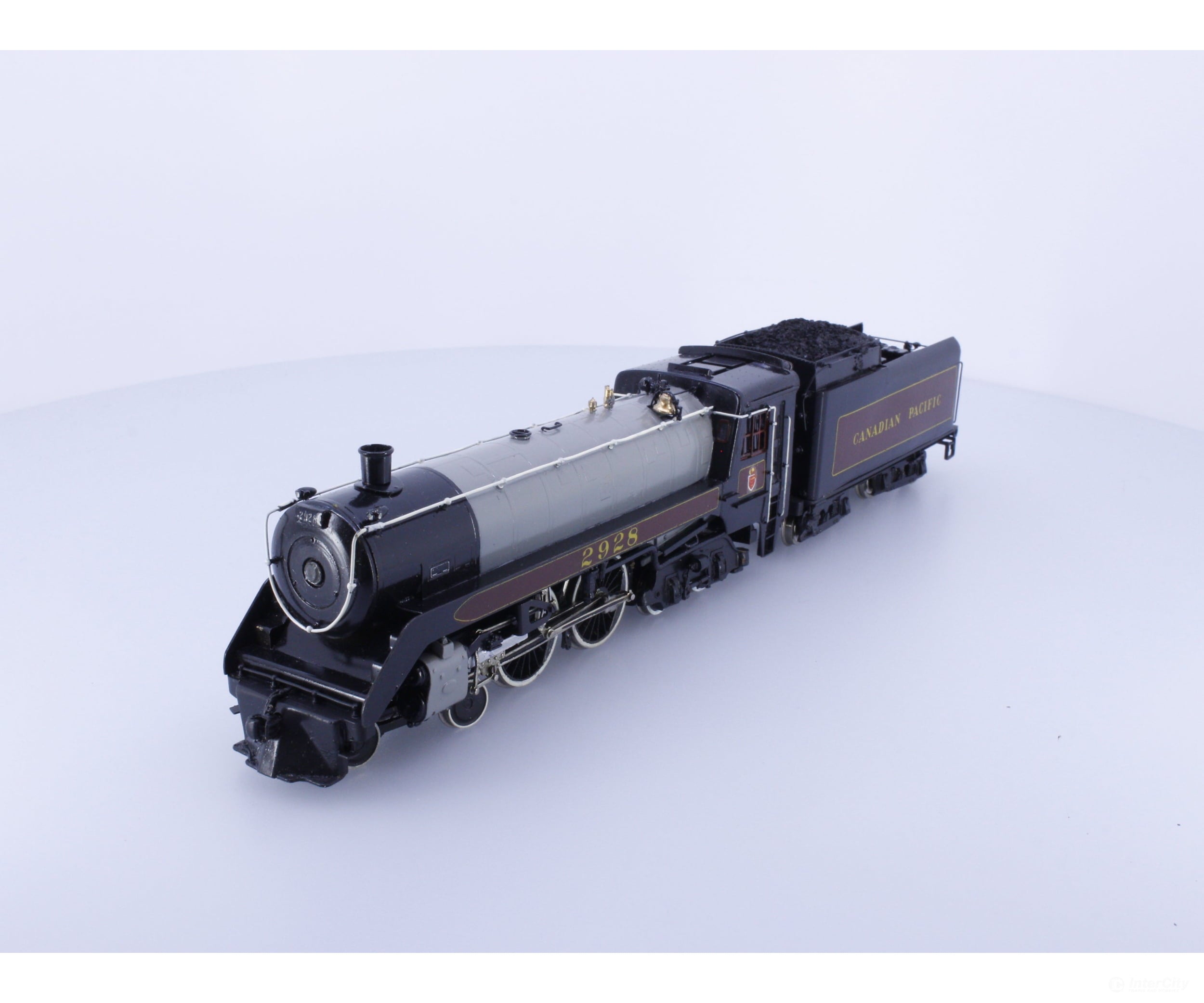 HO Jubilee Type 4-4-4 Canadian Pacific (CP) 2928 Analog DC Locomotives