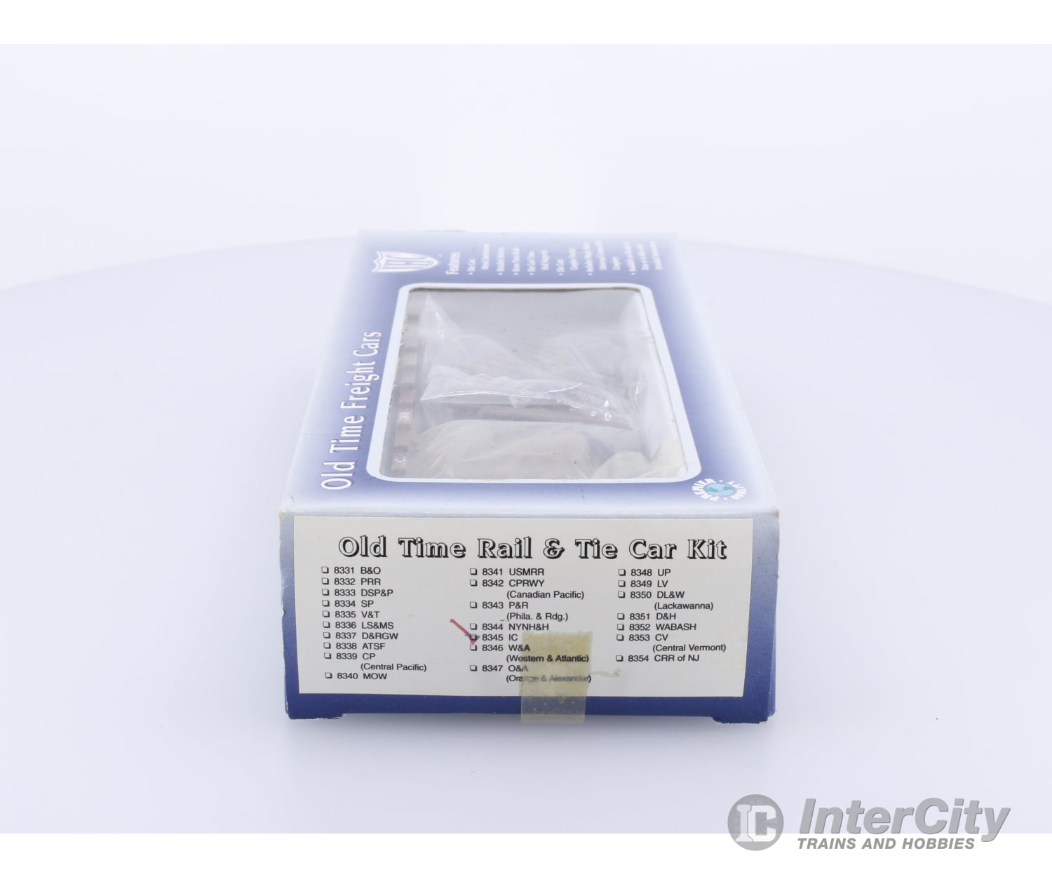 IHC 8345 HO Old Time Rail and Tie Car Kit Illinois Central (IC) 980 Freight Cars