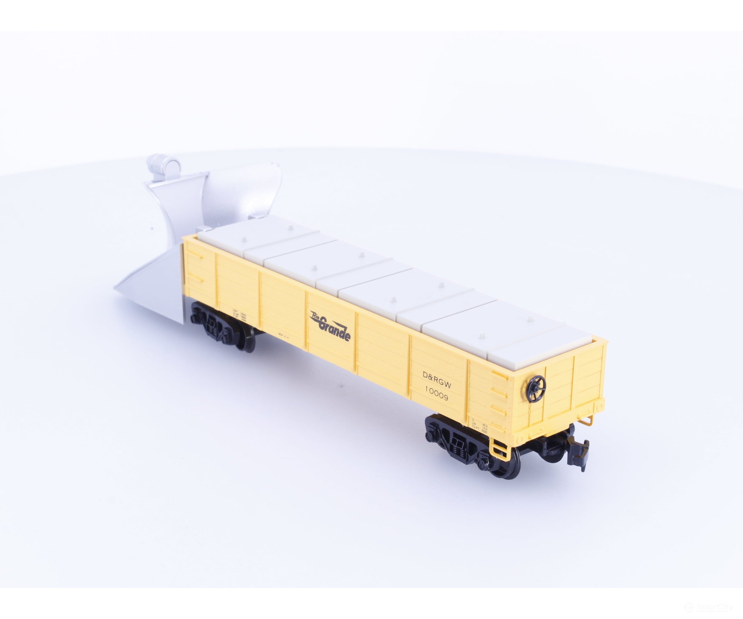 IHC M2910 HO Snowplow Denver and Rio Grande Western (DRGW) 10009 - Freight Cars