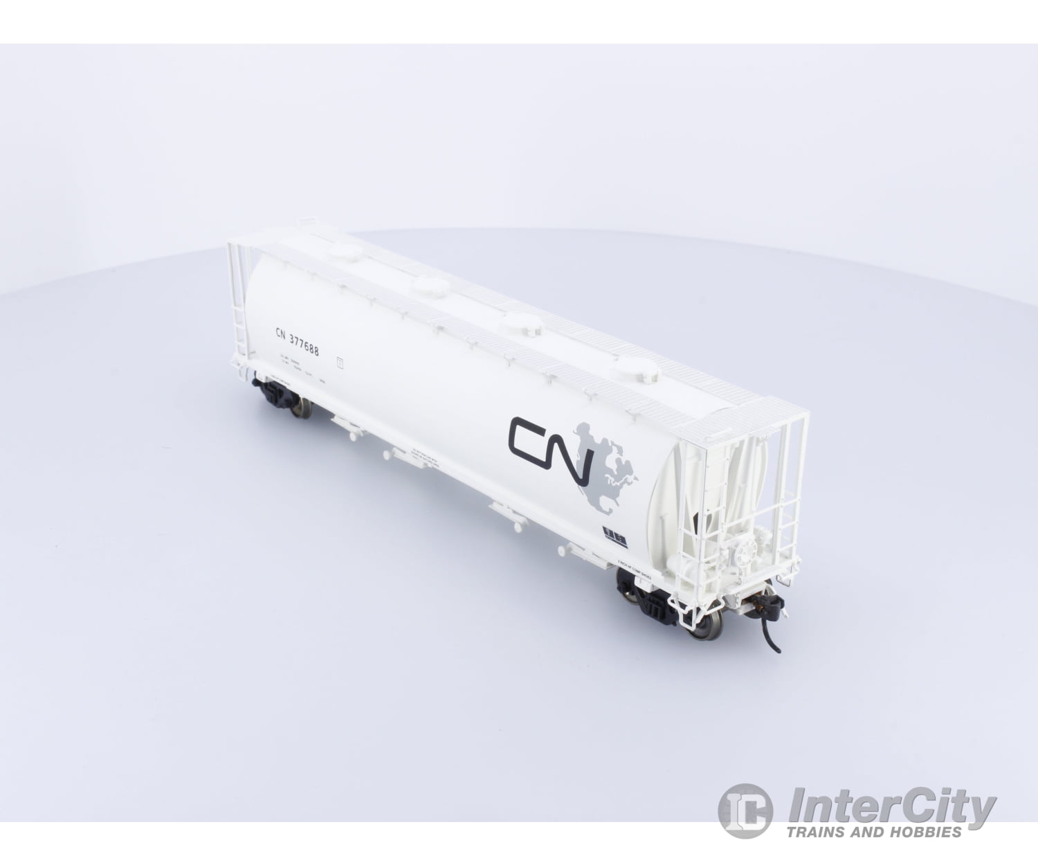 InterMountain 45213-16 HO Cylindrical Covered Hopper Canadian National (CN) 377688 Freight Cars