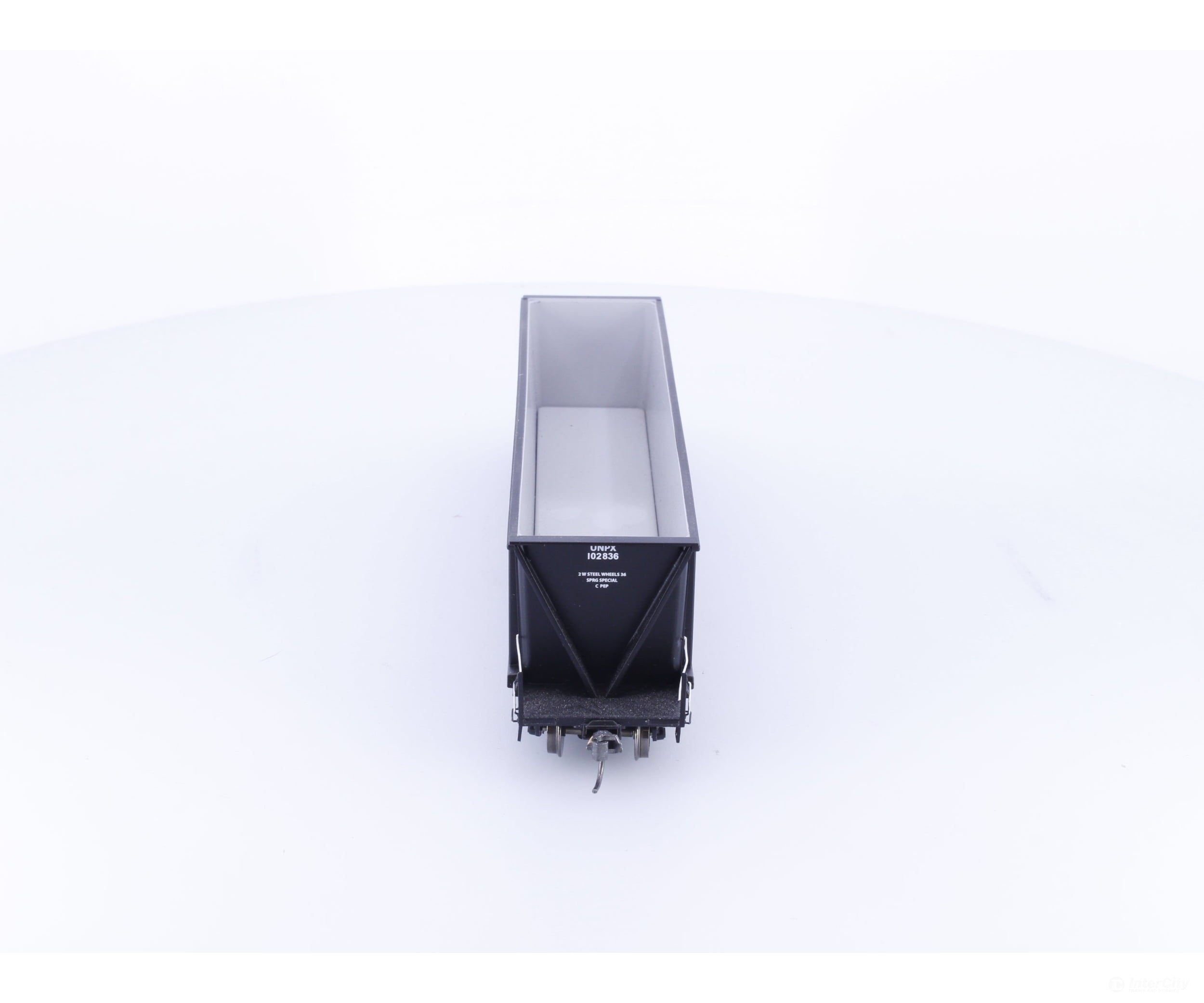 InterMountain 47104-18 HO Bathtub Coal Gondola (UNPX) Procor Leasing (PROX) 102836 - Freight Cars