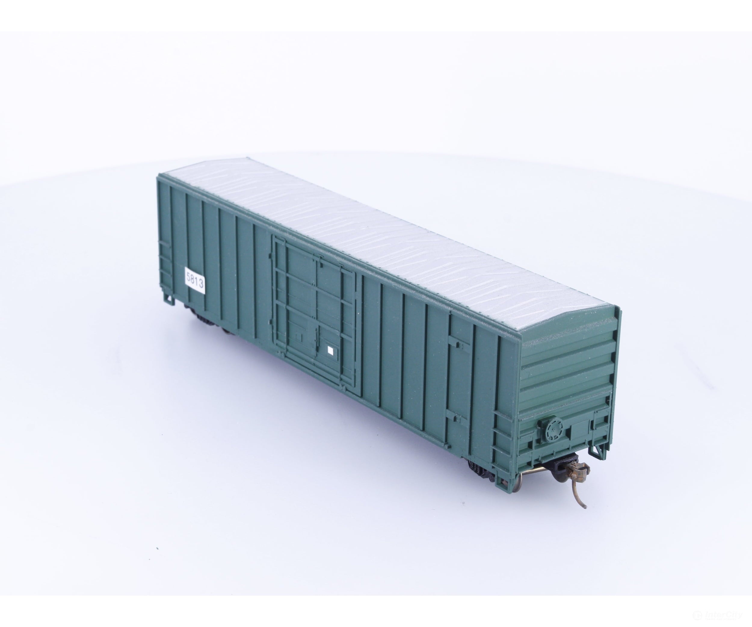 InterMountain 48300 HO FMC 5283 Cu. Ft. Boxcar Undecorated 5813 - Freight Cars