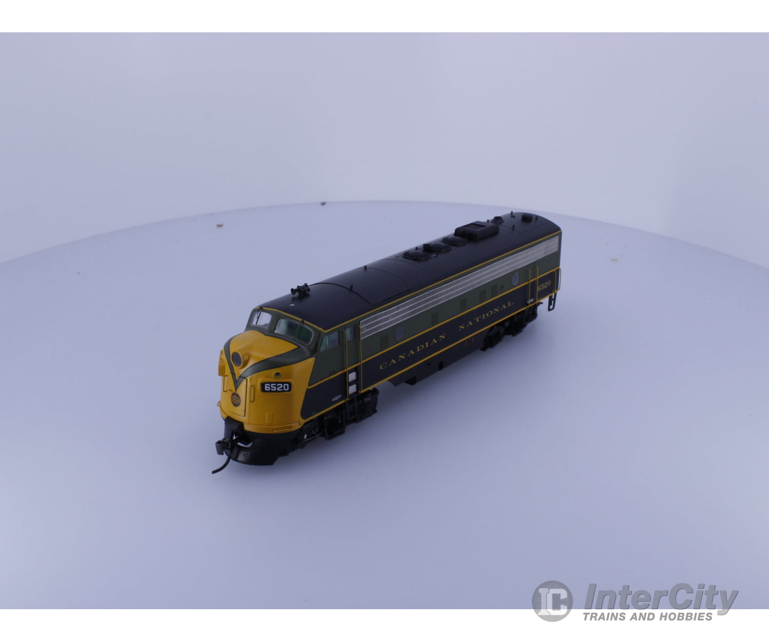 InterMountain 49987S-04 HO EMD FP9 Diesel Locomotive Green Scheme Canadian National (CN) 6520 DCC & Sound Locomotives