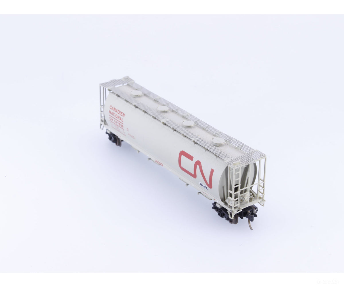 InterMountain 60205-08 N 4 Bay Cylindrical Hopper Canadian National (CN) 377539 - Freight Cars