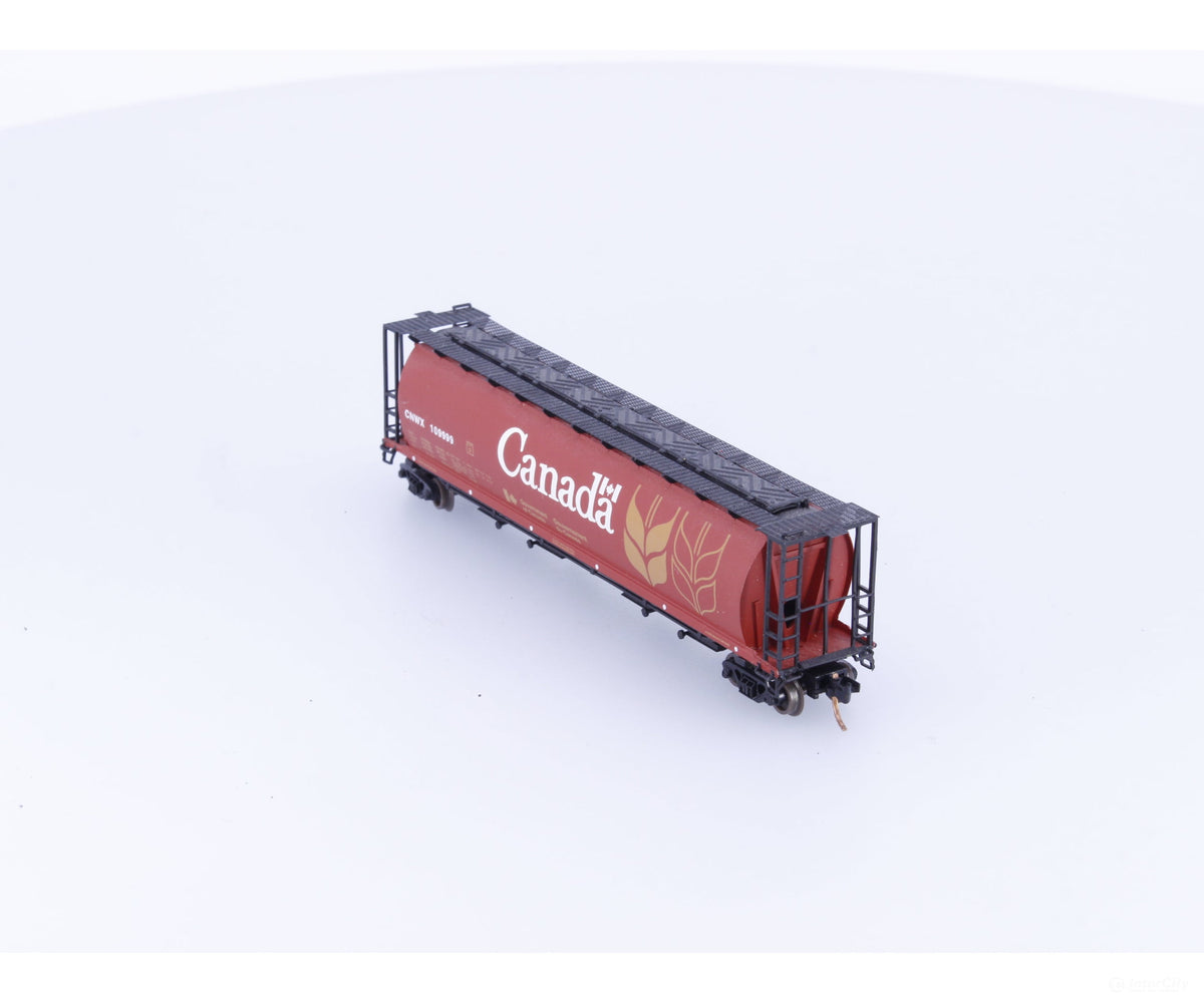 InterMountain 65101-44 N 4 Bay Cylindrical Hopper Government of Canada (CNWX) 109999 - Freight Cars