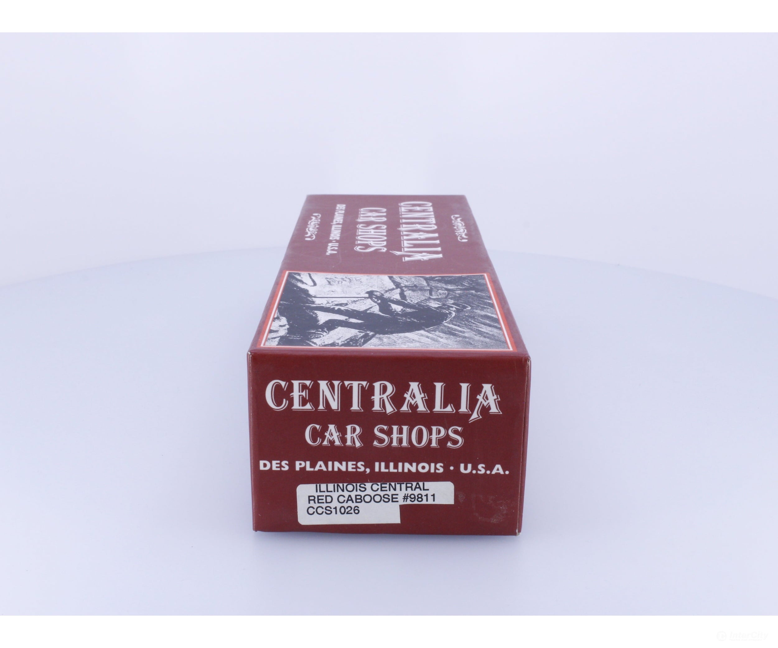 InterMountain CCS-1026 HO Red Caboose Illinois Central (IC) 9811 Freight Cars