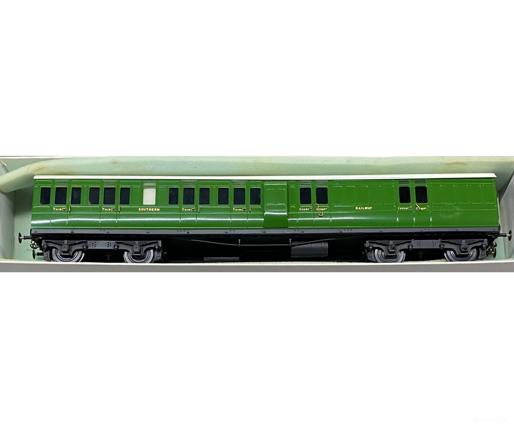 J&M Models GS361 1 3rd Class Passenger and Baggage Coach European Passenger Cars