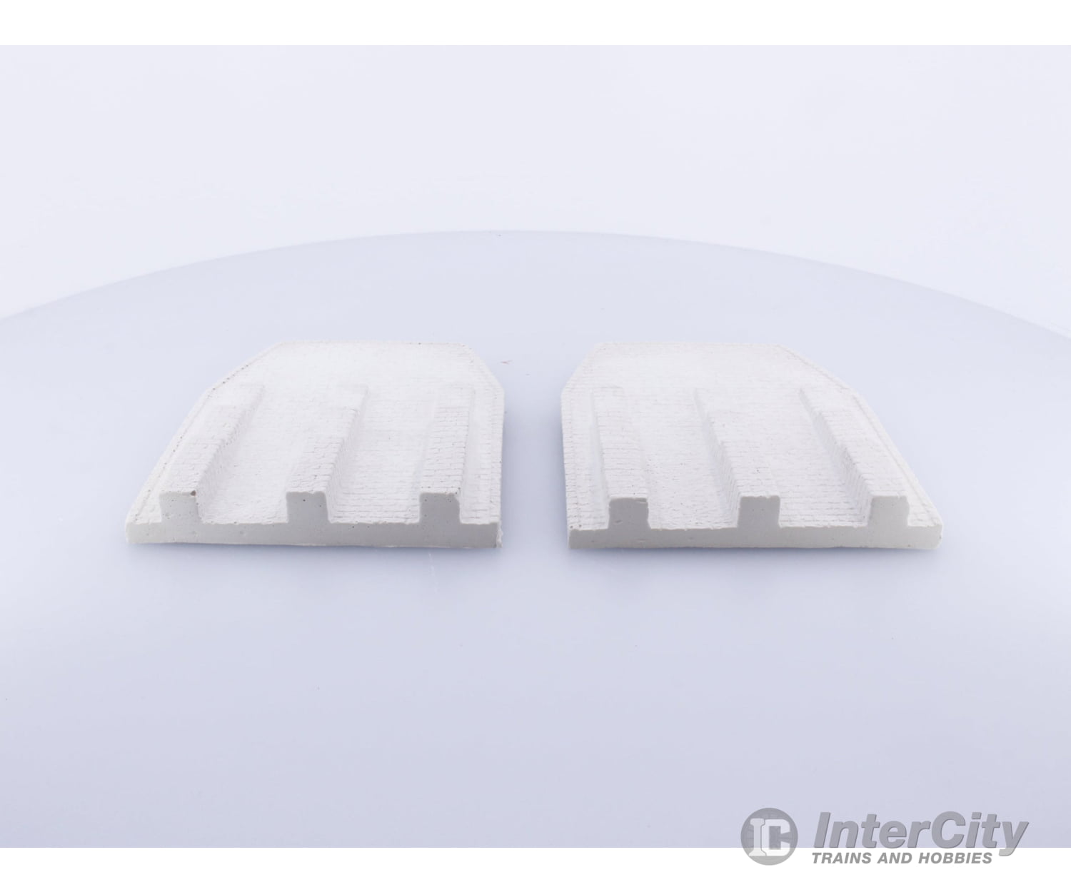 Juneco P-11 HO 1 Pair of Ceramic Tunnel Abutments (#1) Tunnels & Bridges