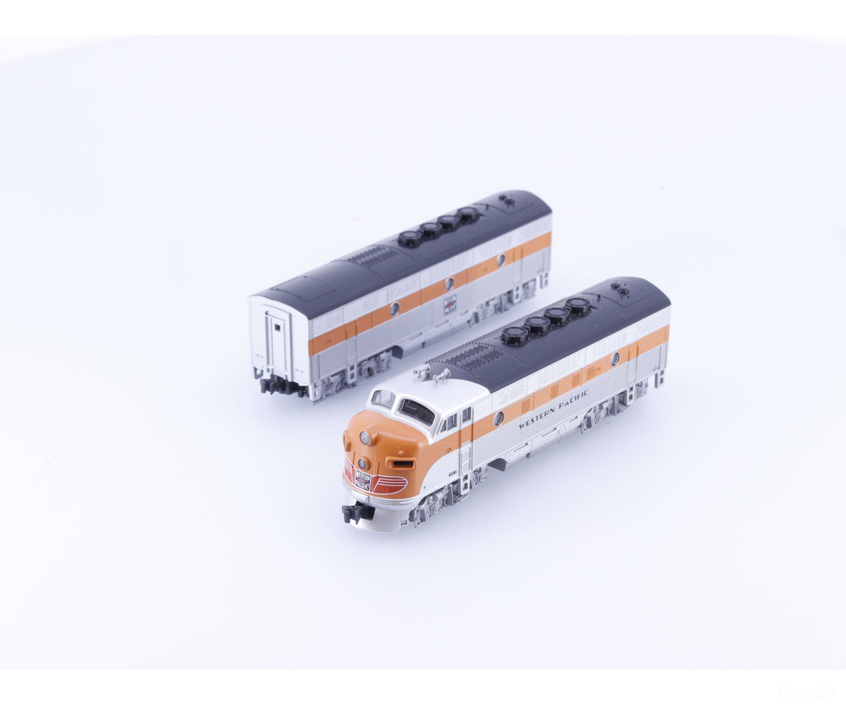 Kato 106-0302 N F3A/B Diesel Locomotive Set Western Pacific (WP) 801-A,801-B Analog DC - Locomotives