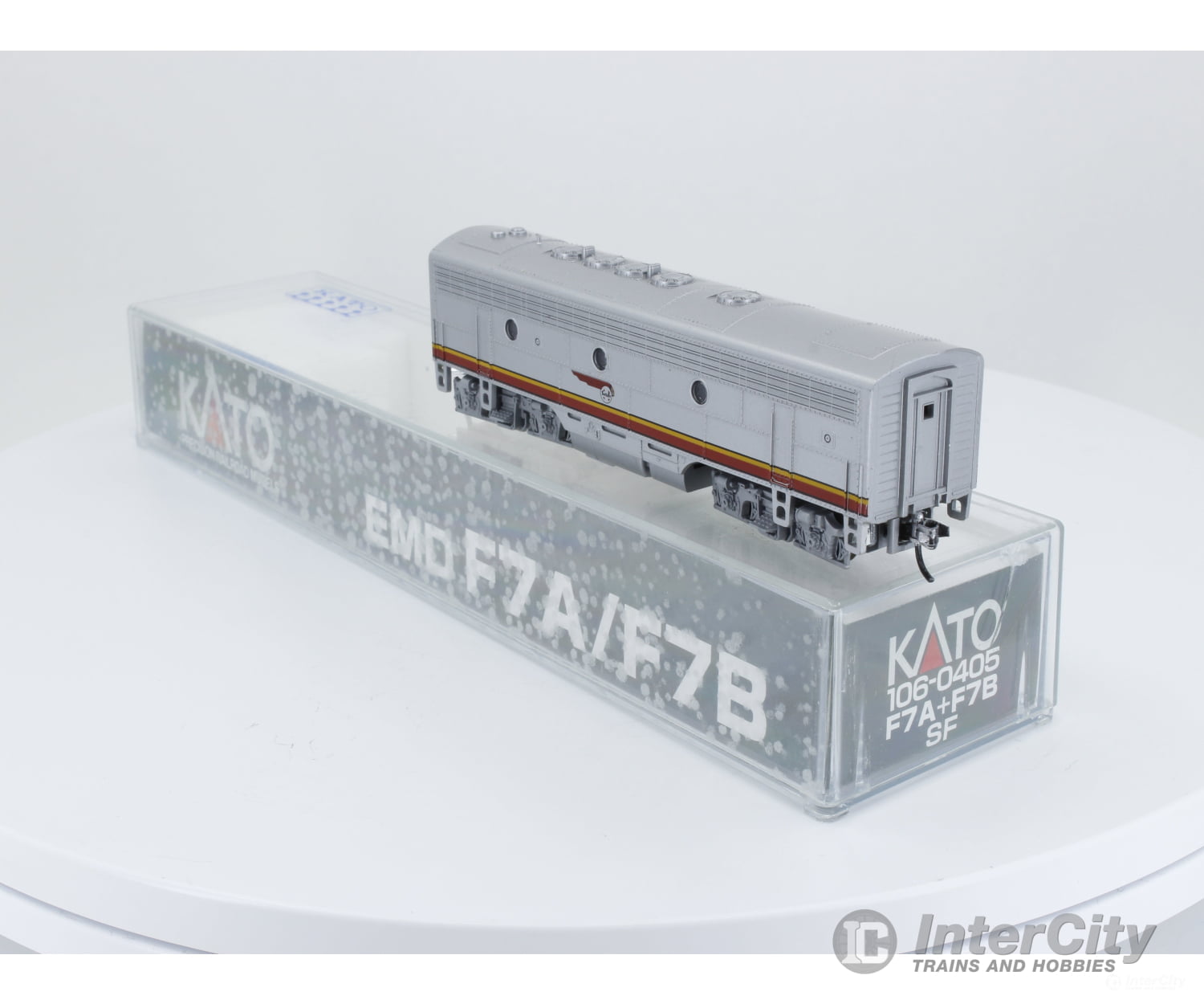 Kato 106-0405 N Emd F7B Passenger Car Set Santa Fe (Sf) (2) Cars