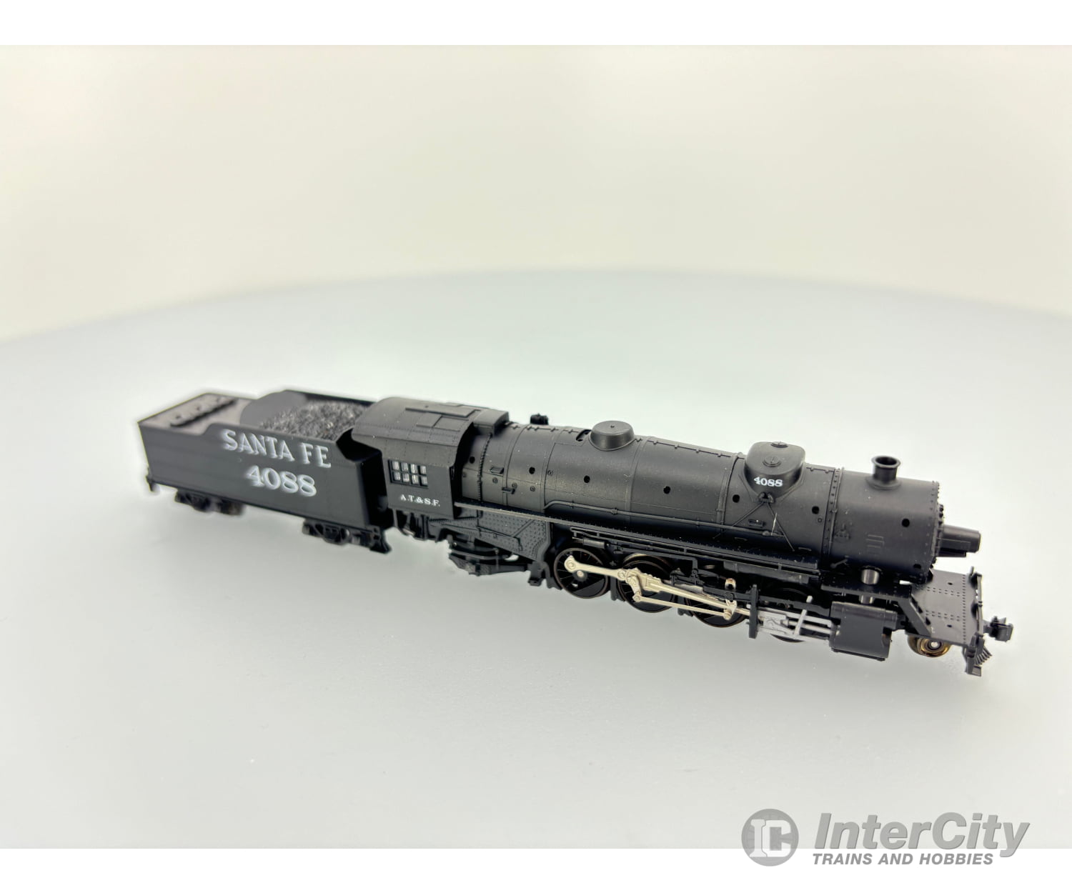 Kato 126-0102 N Heavy Mikado Usra 2-8-2 Decaled To Northern Pacific (Np) 2304 Analog Dc Locomotives