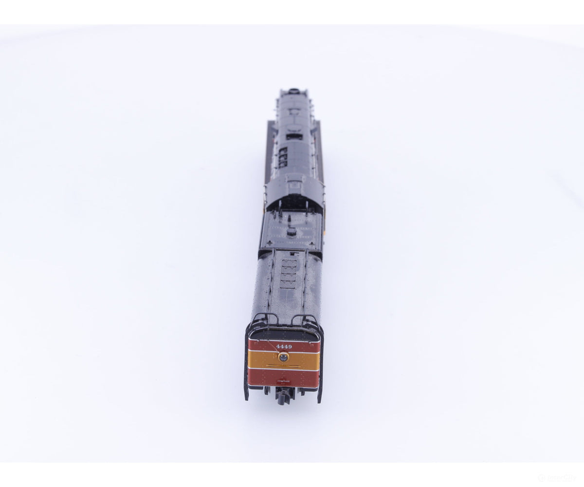 Kato 126-0301 N GS-4 Daylight 4-8-4 Steam Locomotive Southern Pacific (SP) 4449 Analog DC - Locomotives