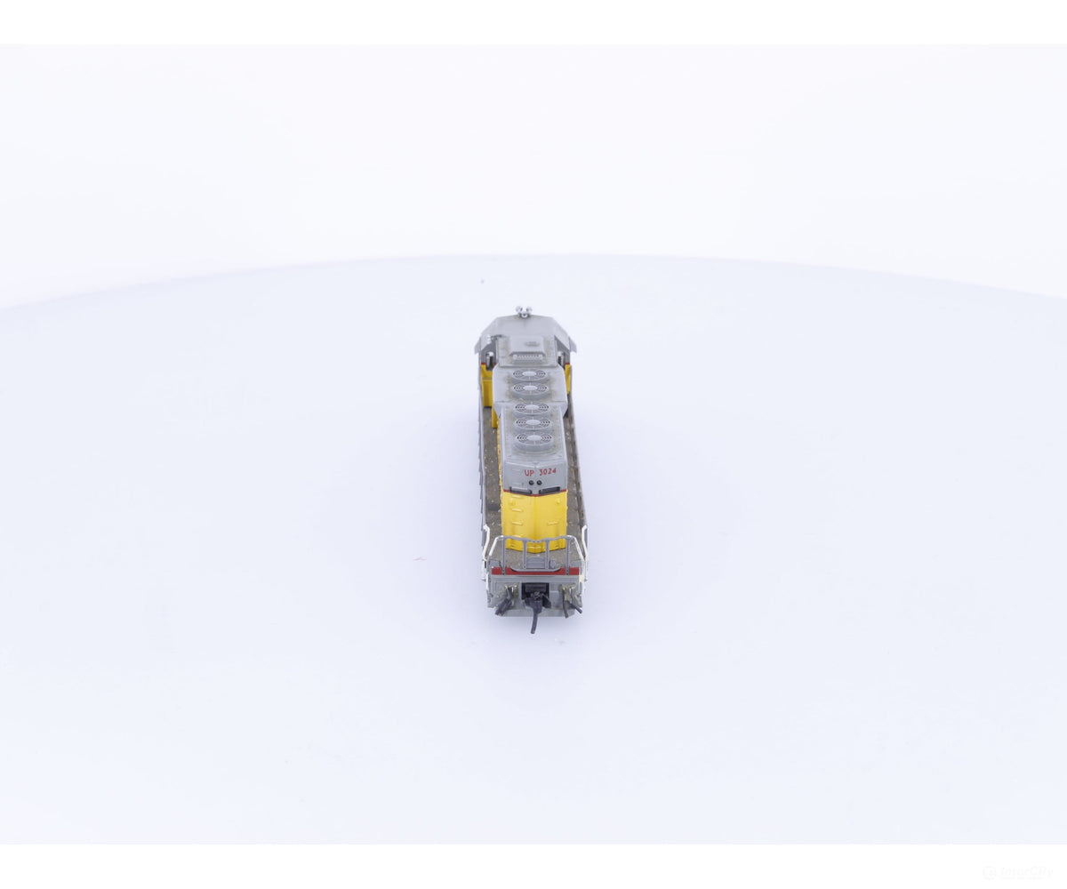 Kato 176-20E N SD40 Diesel Locomotive Union Pacific (UP) 3024 Analog DC - Locomotives