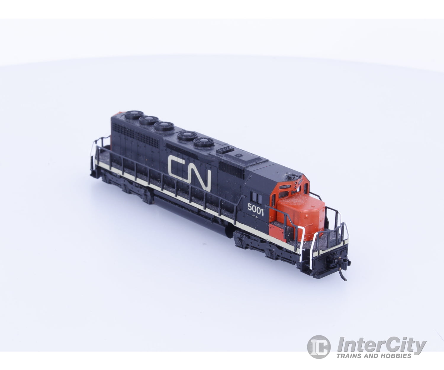 Kato 176-20L N SD40 Diesel Locomotive Canadian National (CN) 5001 Analog DC Locomotives