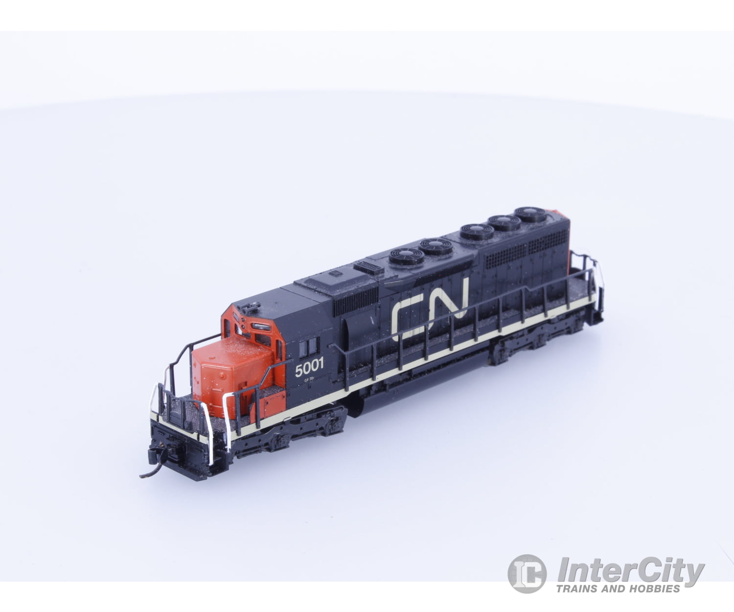 Kato 176-20L N SD40 Diesel Locomotive Canadian National (CN) 5001 Analog DC Locomotives