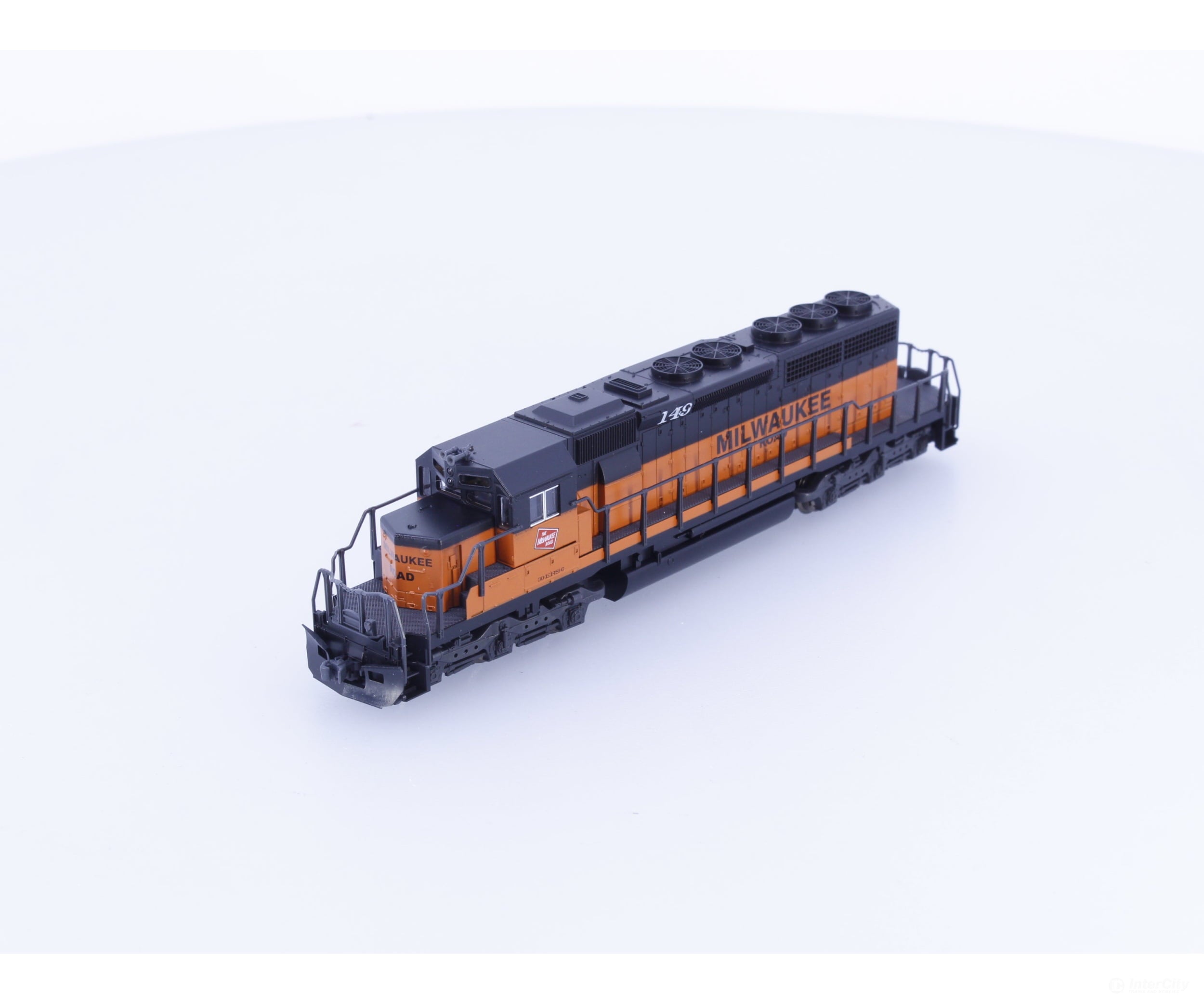 Kato 176-4808 N EMD SD40-2 Early Diesel Locomotive Milwaukee Road (MILW) 149 Analog DC - Locomotives