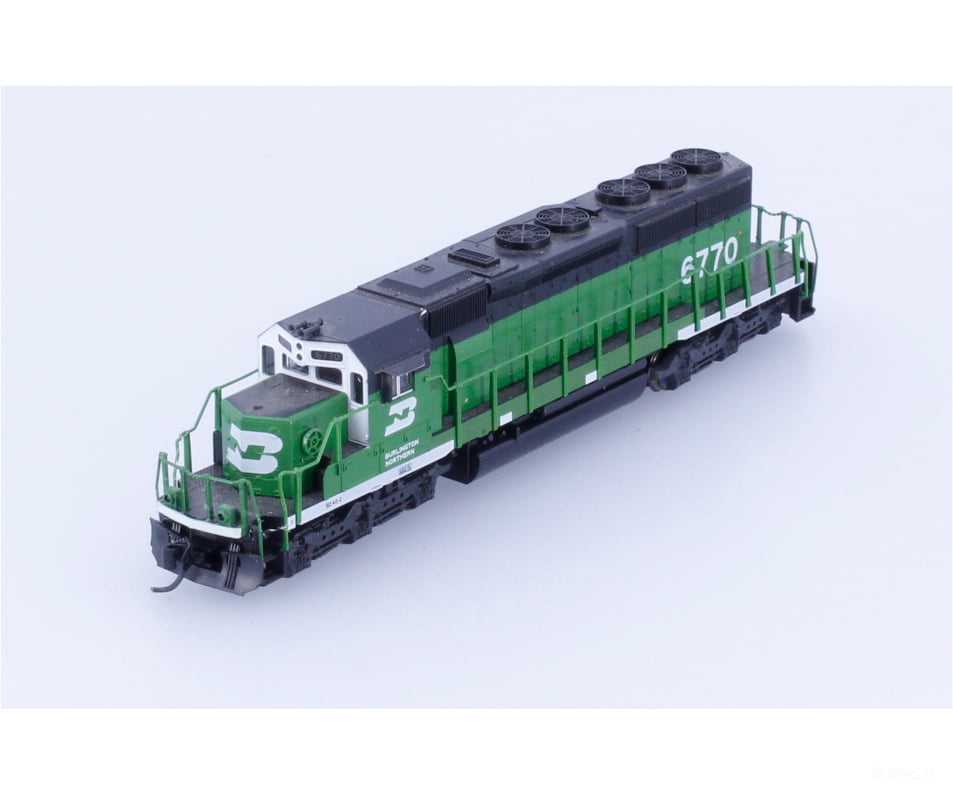 Kato 176-4951 N EMD SD40-2 Diesel Locomotive Burlington Northern (BN) 6770 Analog DC - Locomotives