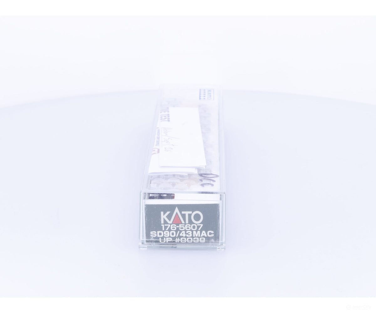 Kato 176-5607 N SD90/43 MAC Diesel Locomotive Union Pacific (UP) 8038 DCC - Locomotives